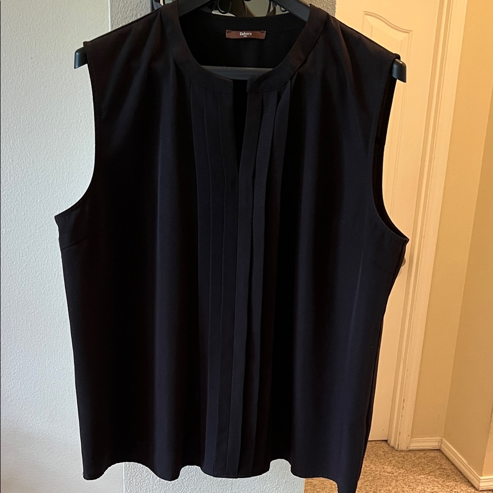 Black Pleated Sleeveless Blouse